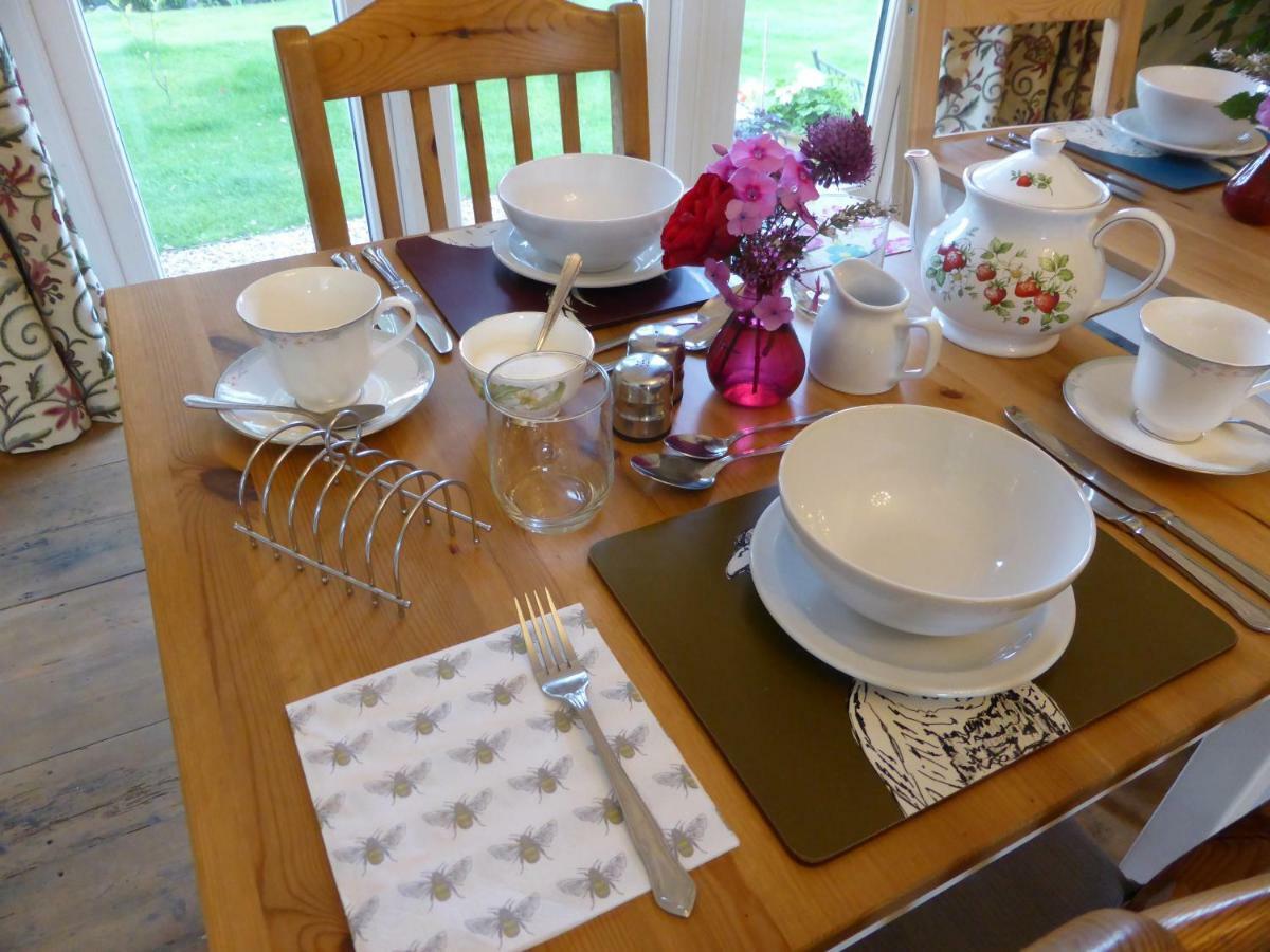 Cookshayes Country Guest House Мортонемпстед Экстерьер фото